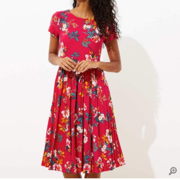 LOFT Dresses & Skirts - NWT LOFT Floral Pleated Flare Dress